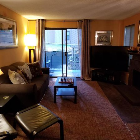 Lovely One Bedroom Condo With Indoor Fireplace. Federal Way Exterior foto